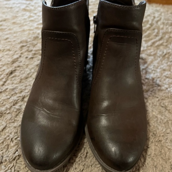 Guess Booties - Picture 3 of 9